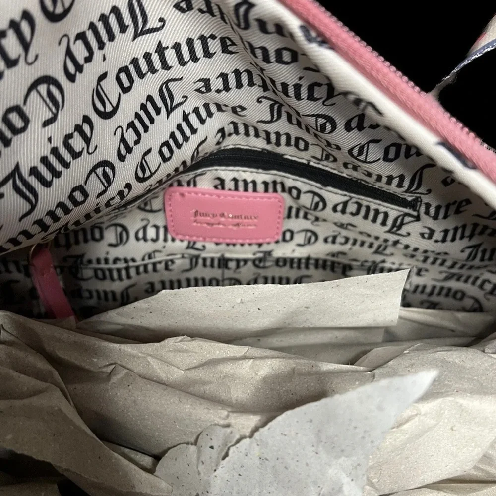 JUICY COUTURE NWT Duffel Bag Pink Velour Weekender Sold Out! - Picture 8 of 8